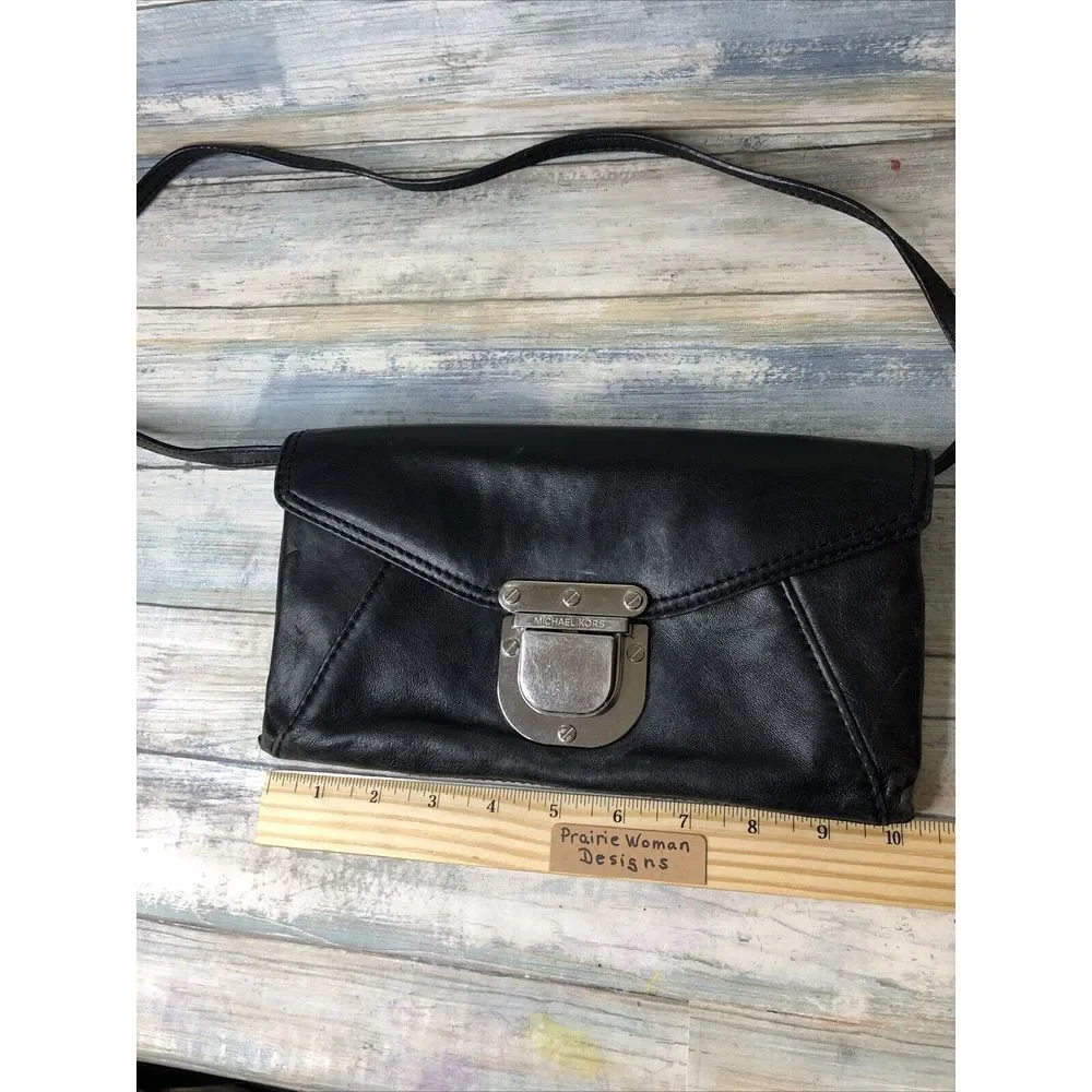 Vintage Michael‎ Kors MK Women Clutch Purse Shoulder Leather Black Preowned - Picture 2 of 10